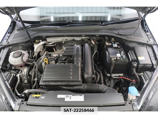 VolksWagen GOLF VARIANT 2019-07 7793196-16