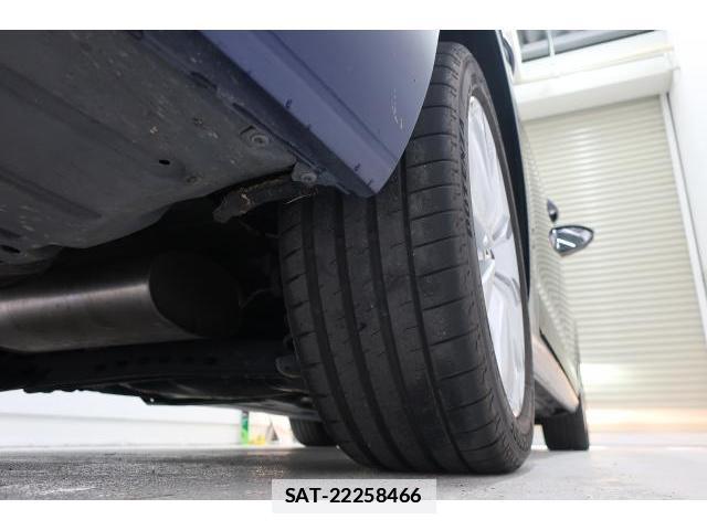VolksWagen GOLF VARIANT 2019-07 7793196-17