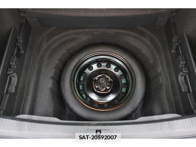 VolksWagen GOLF VARIANT 2018-05 7793202-14