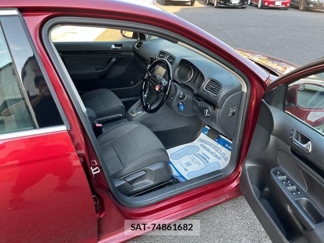 VolksWagen GOLF VARIANT 2012-01 7800012-9