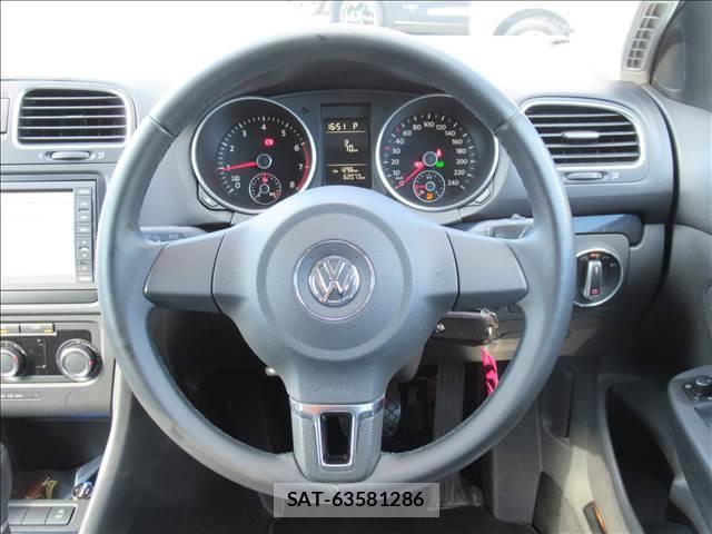 VolksWagen GOLF VARIANT 2012-07 7802651-4