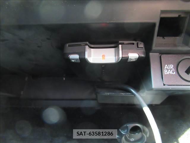 VolksWagen GOLF VARIANT 2012-07 7802651-7