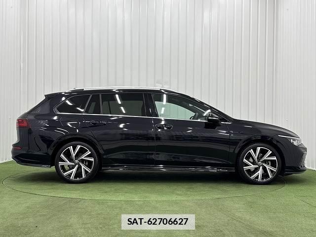 VolksWagen GOLF VARIANT 2023-07 7805298-14