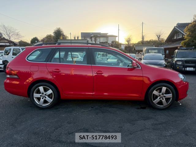 VolksWagen GOLF VARIANT 2013-07 7808542-3
