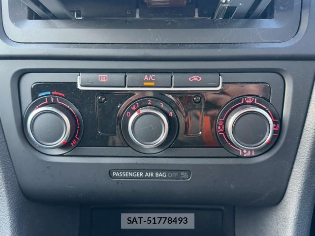 VolksWagen GOLF VARIANT 2013-07 7808542-4