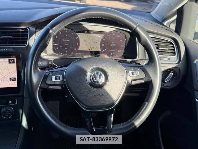VolksWagen GOLF VARIANT 2020-03 7808782-18