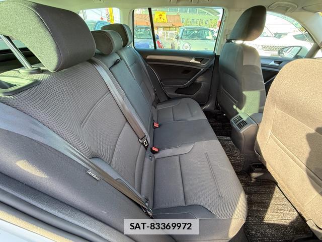 VolksWagen GOLF VARIANT 2020-03 7808782-5
