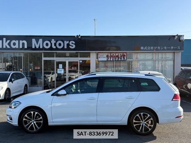 VolksWagen GOLF VARIANT 2020-03 7808782-8
