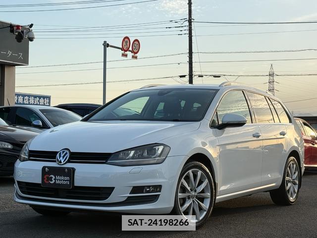 VolksWagen GOLF VARIANT 2017-03 7808804-7