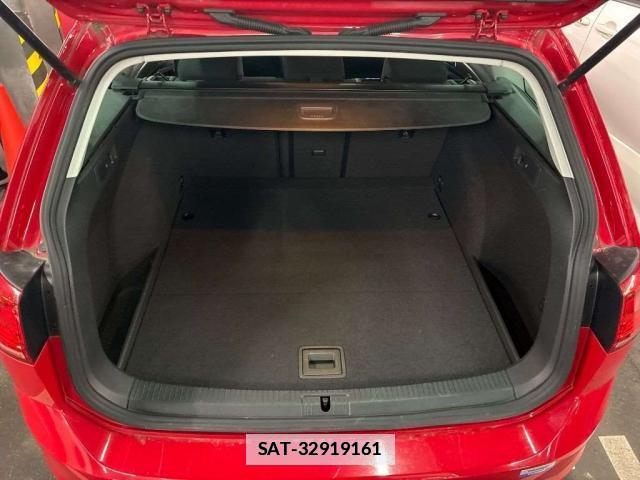 VolksWagen GOLF VARIANT 2017-03 7810421-7