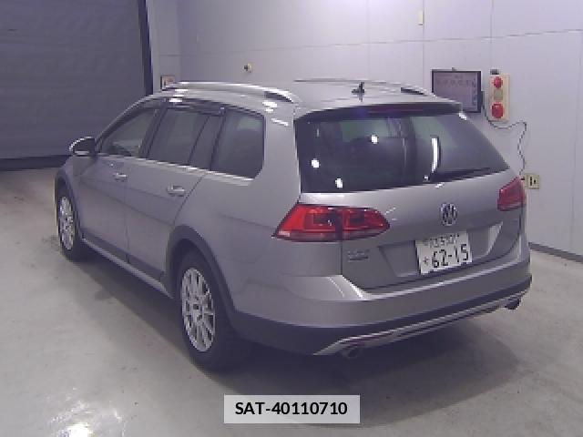 VolksWagen GOLF WAGON 2015-09 7810363-1