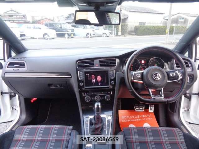 VolksWagen GOLF 2014-12 7793231-2