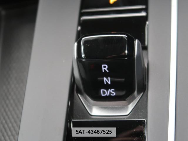 VolksWagen GOLF 2025-03 7796046-9