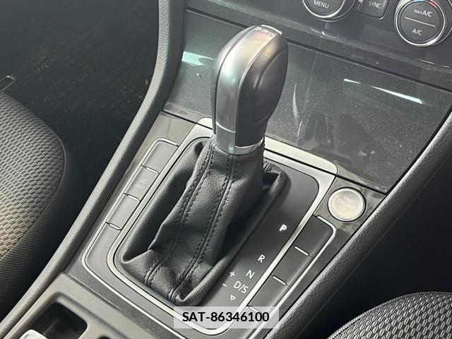 VolksWagen GOLF 2019-06 7801943-16