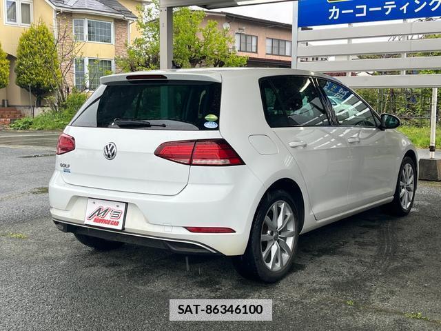 VolksWagen GOLF 2019-06 7801943-4