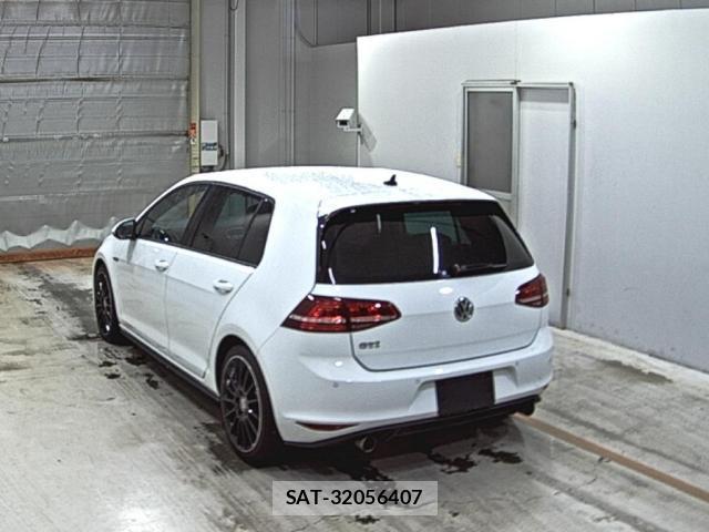 VolksWagen GOLF 2017-01 7811210-1