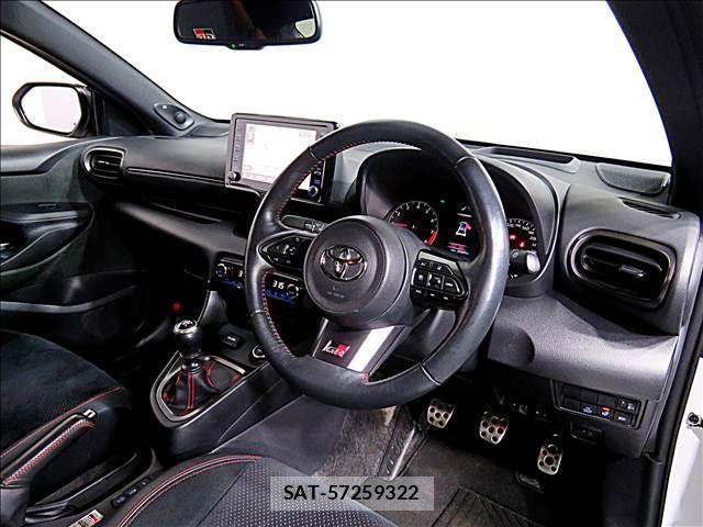 Toyota Gr Yaris 2020-11 7802864-10
