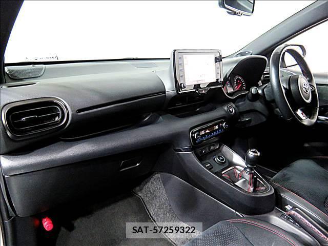 Toyota Gr Yaris 2020-11 7802864-12