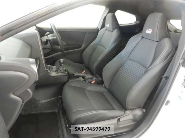 Toyota Gr Yaris 2025-05 7810832-16