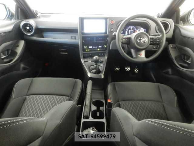 Toyota Gr Yaris 2025-05 7810832-2