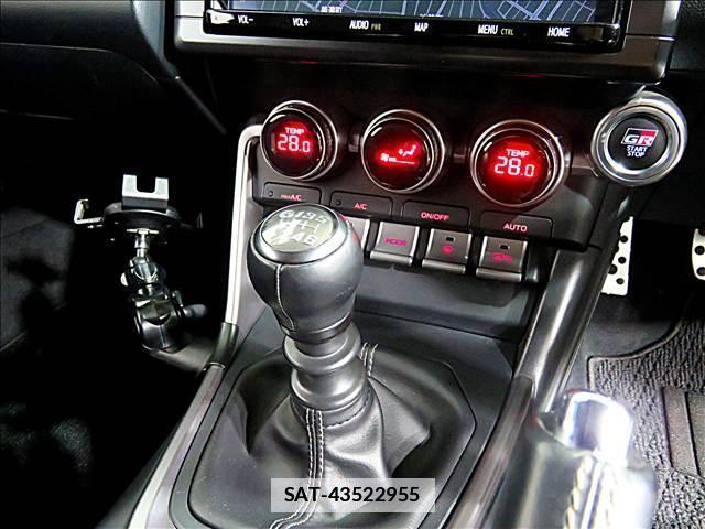 Toyota GR86 2022-04 7802838-16