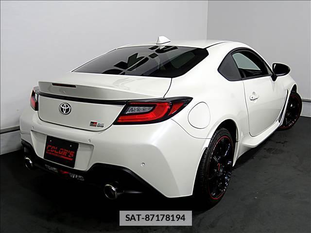 Toyota GR86 2025-10 7802875-2