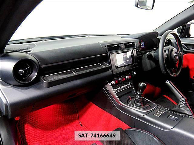 Toyota GR86 2025-08 7802876-12