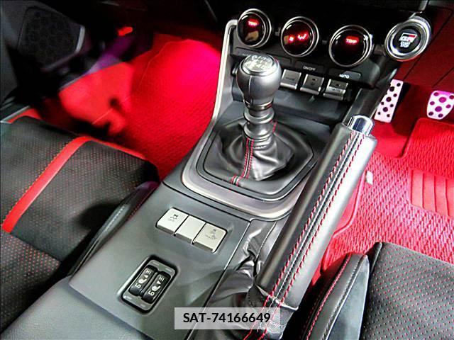 Toyota GR86 2025-08 7802876-17