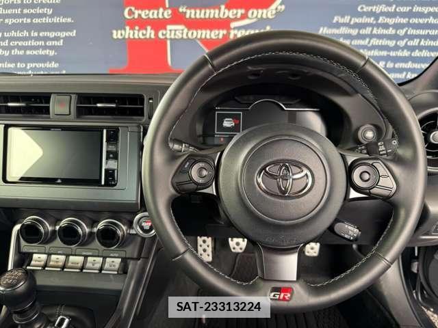 Toyota GR86 2022-10 7803663-9