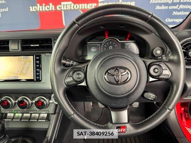 Toyota GR86 2022-06 7803673-9