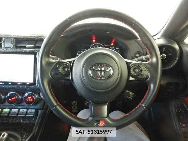 Toyota GR86 2022-12 7810755-7