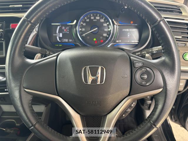 Honda GRACE 2015-06 7801336-4