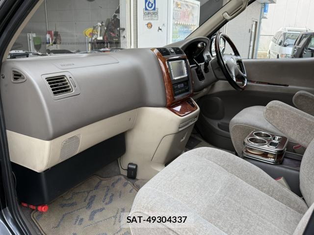 Toyota GRAND HIACE 2002-04 7803221-11