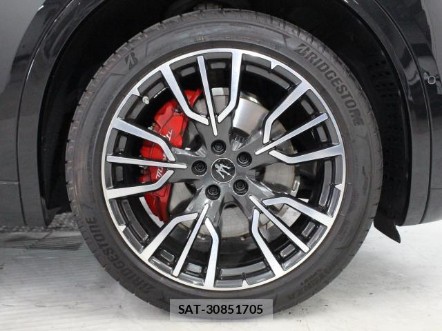 Maserati Grecale 2023-07 7802539-15