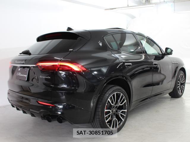 Maserati Grecale 2023-07 7802539-8