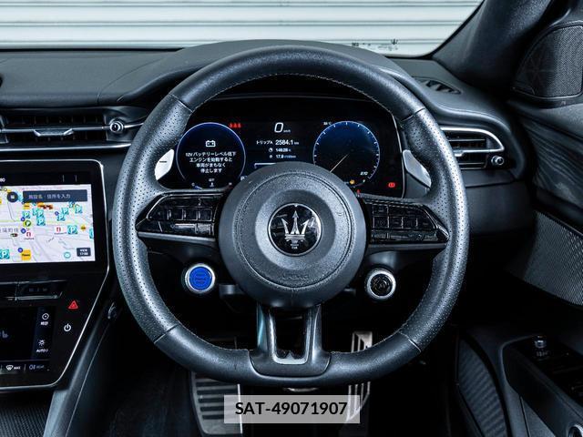 Maserati Grecale 2024-12 7805151-9