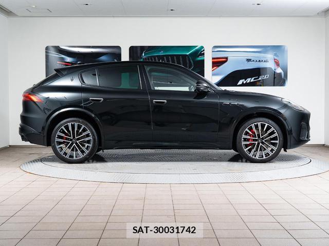 Maserati Grecale 2023-06 7806555-14