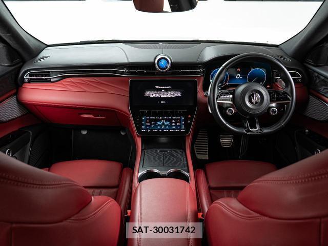 Maserati Grecale 2023-06 7806555-4