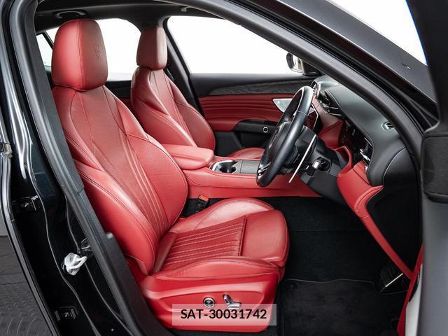Maserati Grecale 2023-06 7806555-8