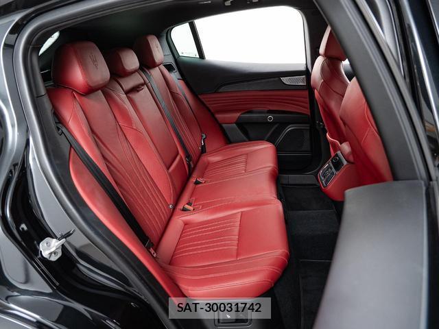 Maserati Grecale 2023-06 7806555-9