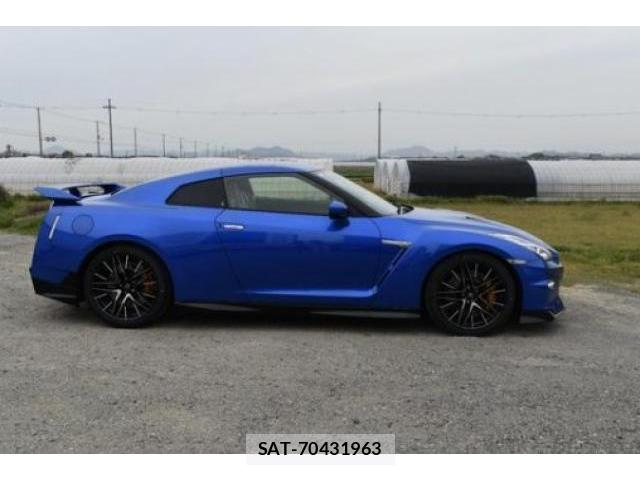 Nissan GT-R 2024-04 7796532-12