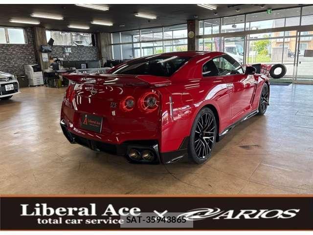 Nissan GT-R 2025-11 7796651-10
