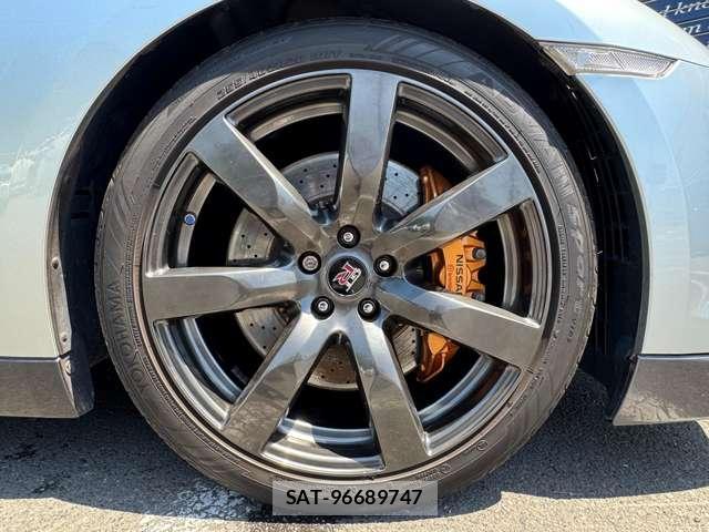 Nissan GT-R 2009-07 7800158-10
