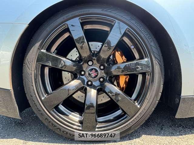 Nissan GT-R 2009-07 7800158-12