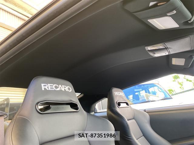 Nissan GT-R 2008-07 7800708-11