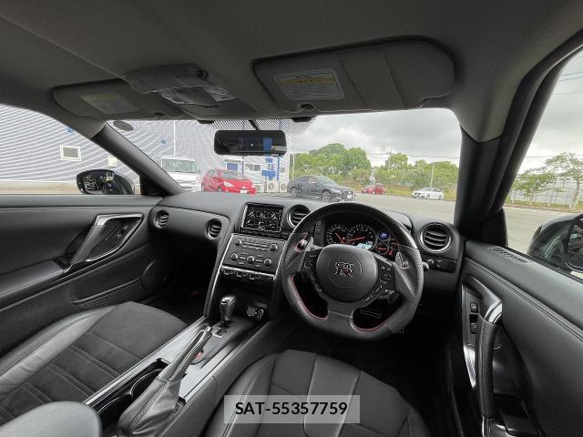 Nissan GT-R 2012-02 7800897-14