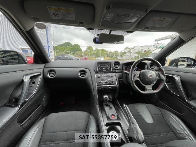 Nissan GT-R 2012-02 7800897-15