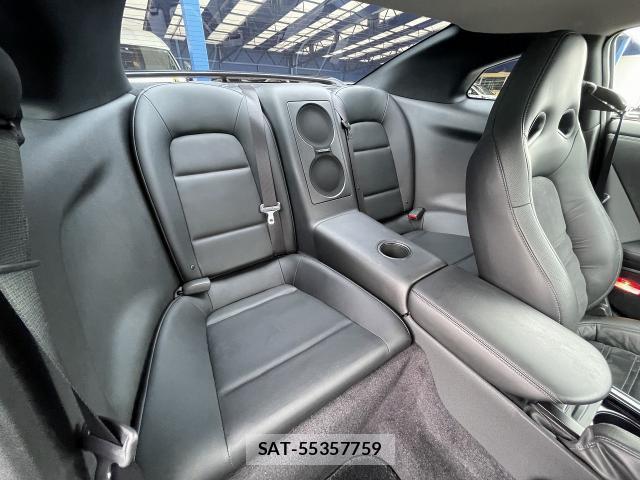 Nissan GT-R 2012-02 7800897-17