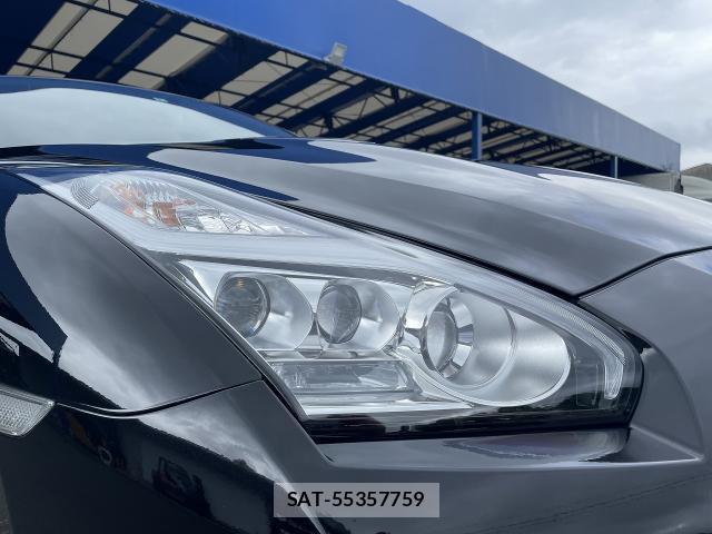Nissan GT-R 2012-02 7800897-4