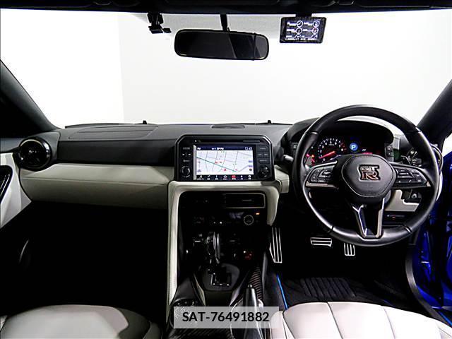 Nissan GT-R 2019-06 7802893-10